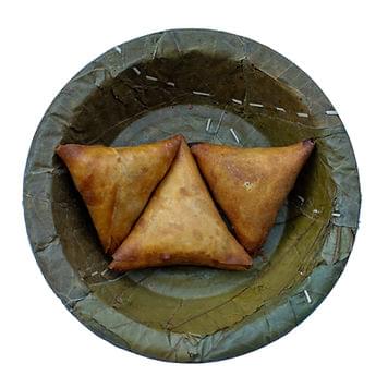 Vegetable Samsaa (3 pcs.)